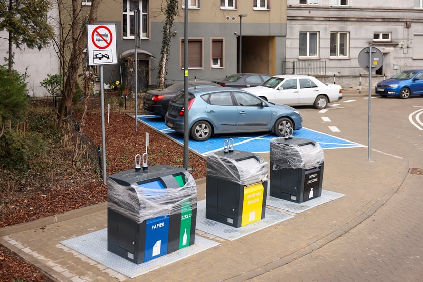 Wyremontowane podw&oacute;rko w kwartale&nbsp;Jaracza &ndash; Orzeszkowej &ndash; Wyszyńskiego - Nowowiejska