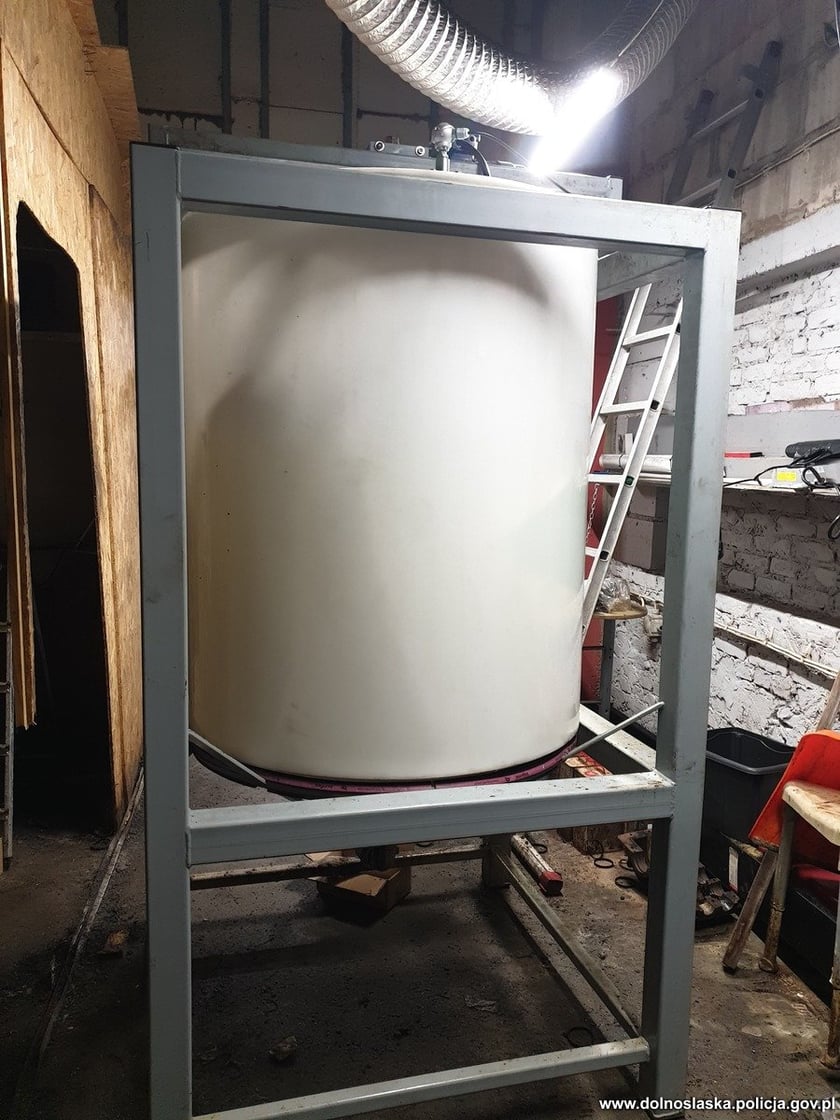 Likwidacja gigantycznej fabryki narkotyków