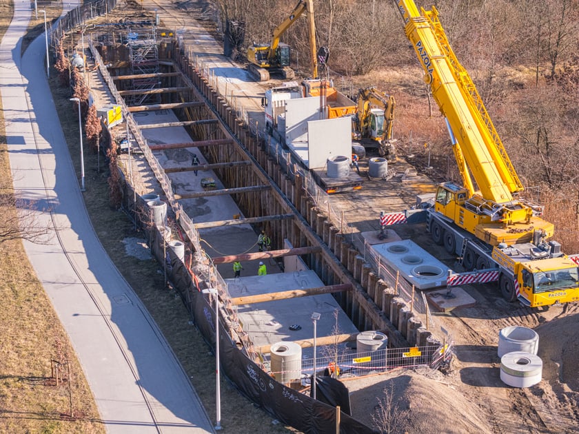 Budowa zbiornika retencyjnego na Jagodnie, widok z drona
