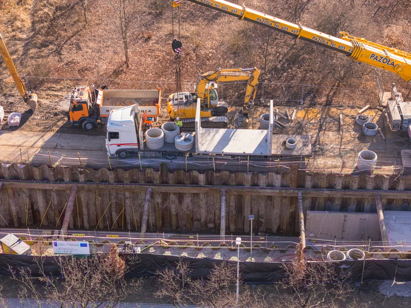 Budowa zbiornika retencyjnego na Jagodnie, widok z drona