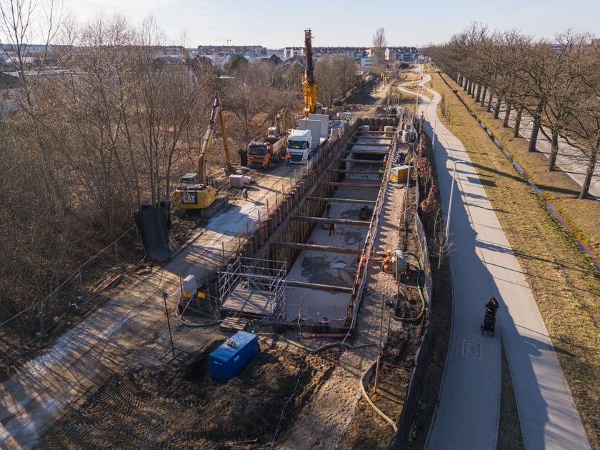 Budowa zbiornika retencyjnego na Jagodnie, widok z drona