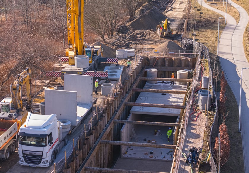 Budowa zbiornika retencyjnego na Jagodnie, widok z drona