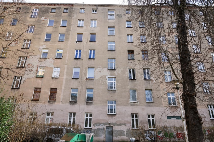 Remontowane kamienice na Prądzyńskiego (marzec 2025)