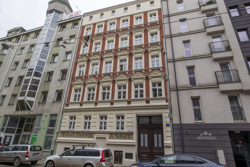 Wyremontowana kamienica na Biskupa Tomasza