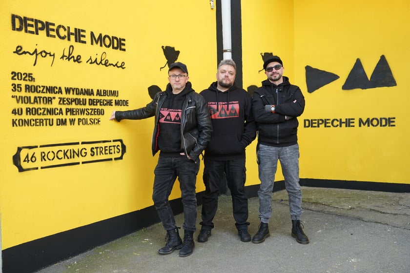 Koncert pod blokiem i odsłonięcie muralu na Orzechowej. Wrocław. 16.03.2025