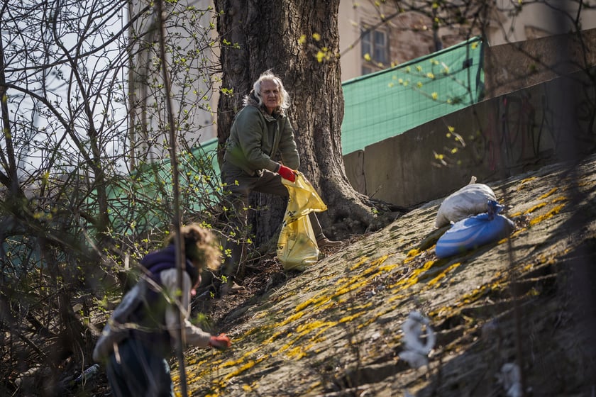 Posprzątali Odrę, teraz powstaną z tego dzieła sztuki. Ziściła się wrocłąwska część projektu SEKTOR 333