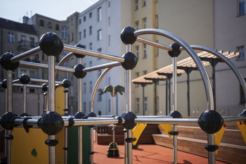 Podw&oacute;rko Wszystkich Mieszkańc&oacute;w po remoncie