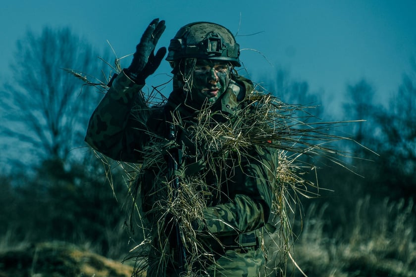 Szkolenie zorganizowane przez żołnierzy 10 Wrocławskiej Brygady Łączności dla wałbrzyskich licealistów