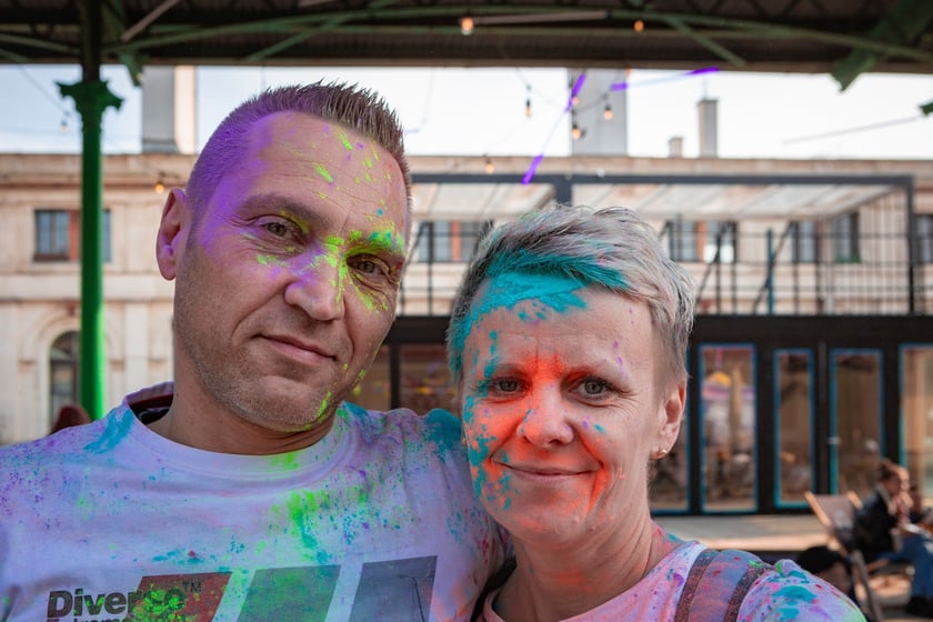 Świetna zabawa w sobotę 29 marca na Świebodzkim - Wroclaw Holi Celebration 2025, czyli Festiwalu Kolorów