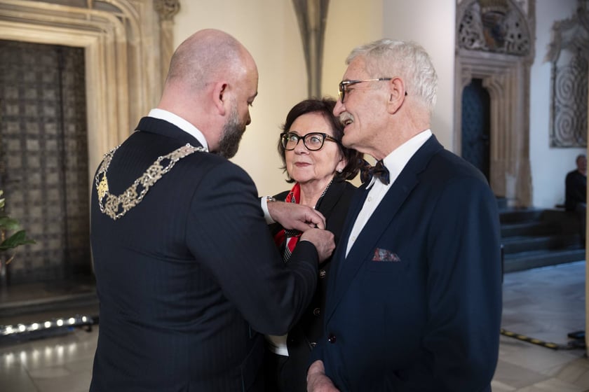 Odznaczenia dla małżeństw z długoletnim stażem, 1 kwietnia 2025