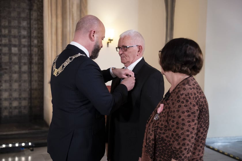 Odznaczenia dla małżeństw z długoletnim stażem, 1 kwietnia 2025