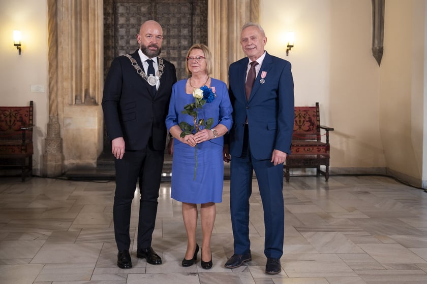 Odznaczenia dla małżeństw z długoletnim stażem, 1 kwietnia 2025