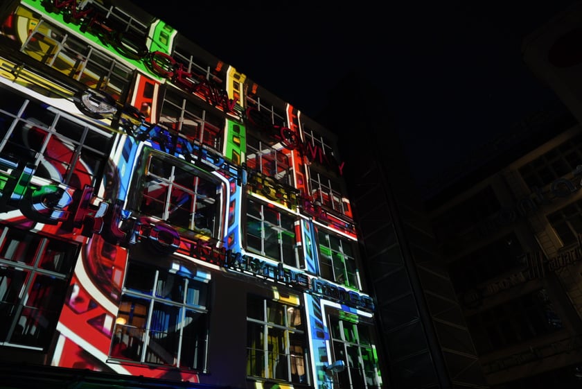 Wrocławska galeria neonów przy Ruskiej znów świeci! Niezwykły pokaz - 5.04.2025