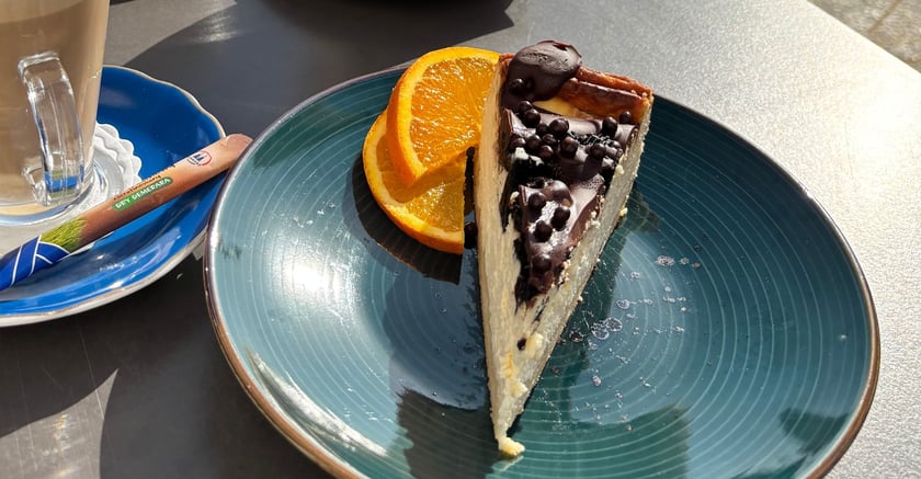 Sernik oreo z polewą czekoladową