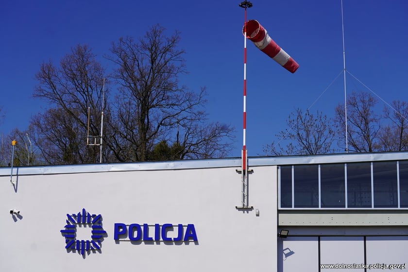 Śmigłowiec Bell-407GXi to nowa maszyna dolnośląskiej policji stacjonująca we Wrocławiu