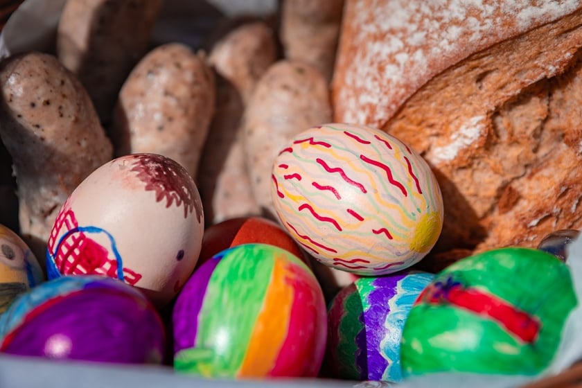 Święcenie pokarmów pod wrocławską Katedrą, 19 kwietnia 2025 rok