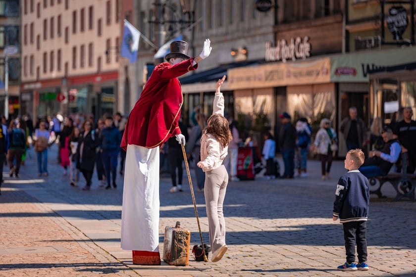 Niedzielny spacer po Wrocławiu - 27.04.2025