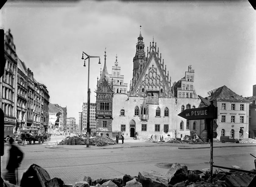 Wrocławski Ratusz od wschodu