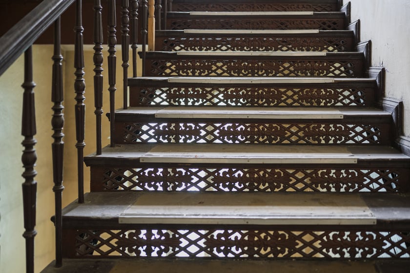 Wnętrza kamienic 1, 1a i 1b na Dworcowej we Wrocławiu