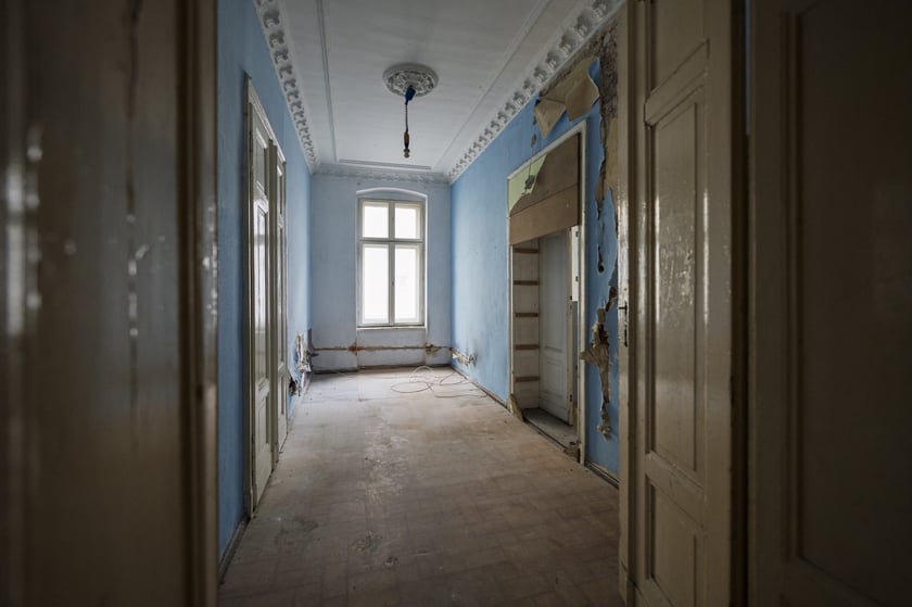 Wnętrza kamienic 1, 1a i 1b na Dworcowej we Wrocławiu