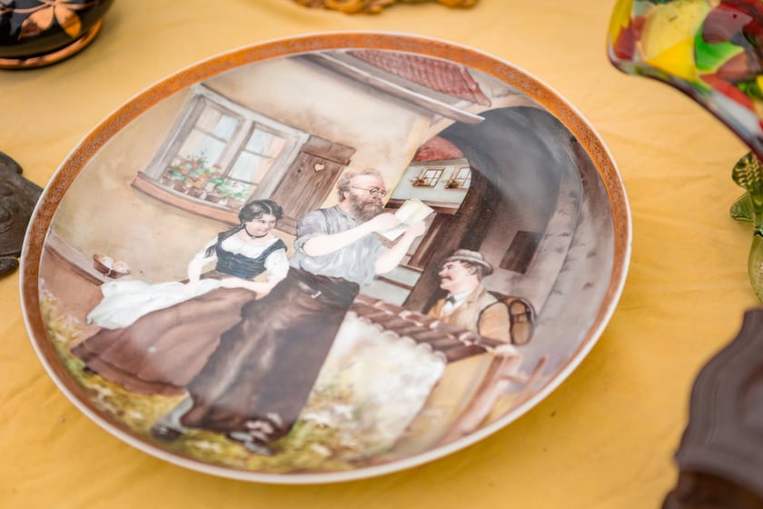 Giełda Staroci pod Iglicą - sobota 10 maja 2025