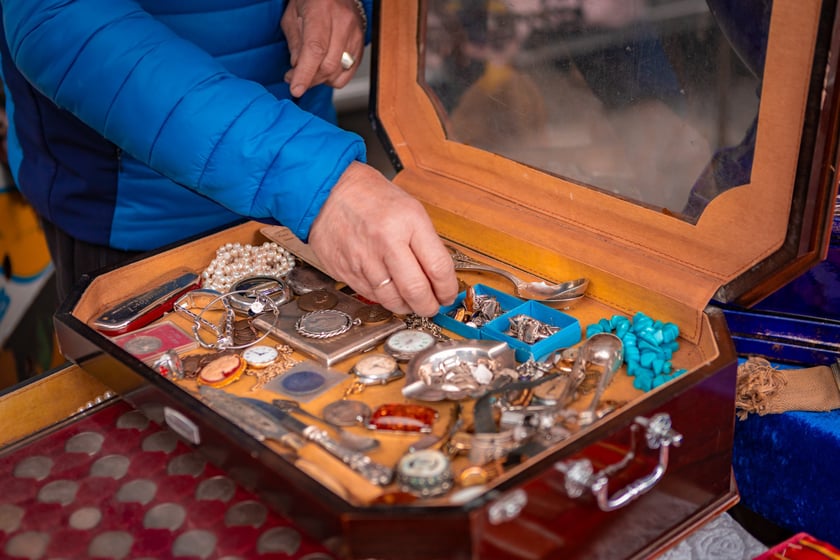 Giełda Staroci pod Iglicą - sobota 10 maja 2025