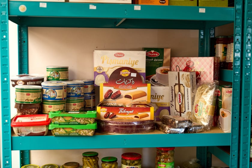 Kupcy i usługodawcy w Pasażu Zielińskiego we Wrocławiu