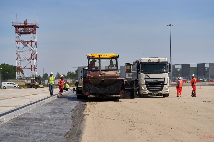 Rozbudowa części lotniczej, 14 maja 2025 roku