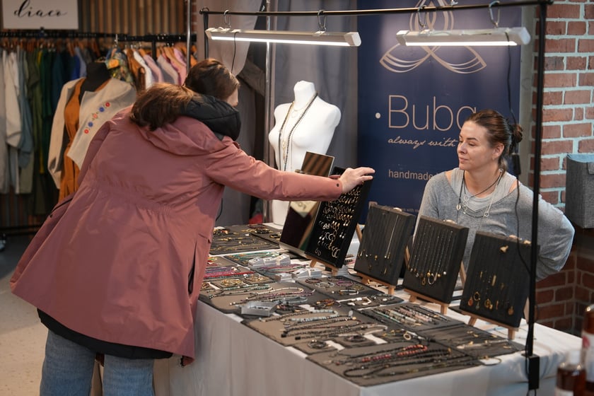 Targi Dobry Design z tematem przewodnim "lato". Concordia Design, wyspa Słodowa