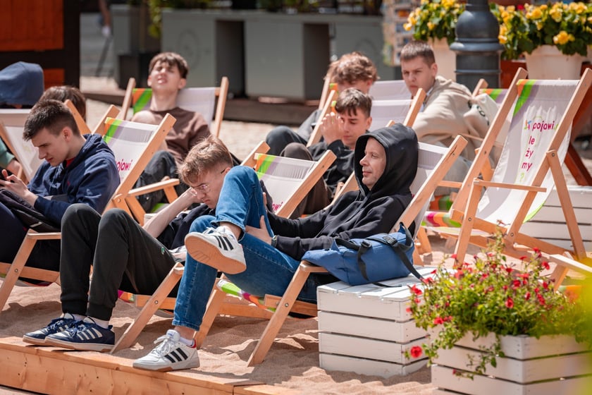 Pierwszy dzień Jarmarku Świętojańskiego na wrocławskim Rynku