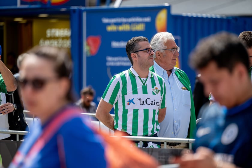 Otwarcie ogólnodostępnej strefy kibica Fan Festival w rynku