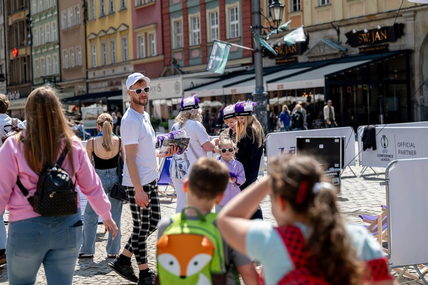 Otwarcie ogólnodostępnej strefy kibica Fan Festival w rynku