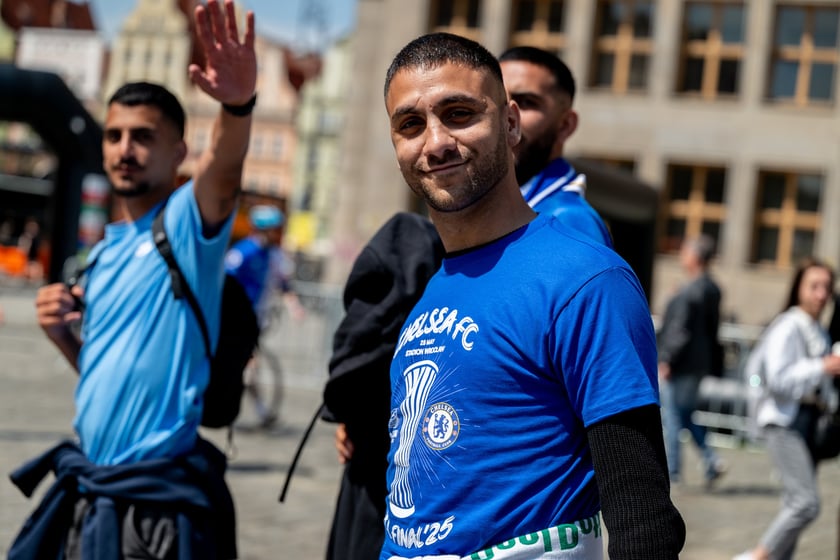 Otwarcie ogólnodostępnej strefy kibica Fan Festival w rynku