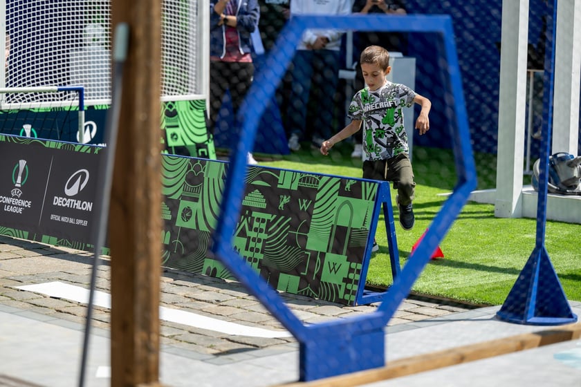 Otwarcie ogólnodostępnej strefy kibica Fan Festival w rynku