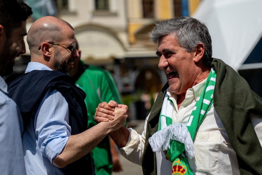 Otwarcie ogólnodostępnej strefy kibica Fan Festival w rynku