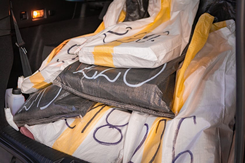 Karty wyborcze wyruszyły do lokali wyborczych na II turę wyborów prezydenckich