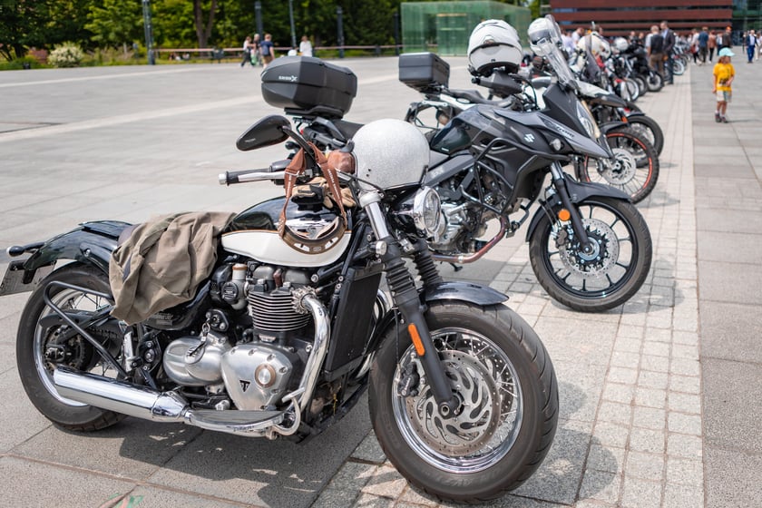 Distinguished Gentleman's Ride - stylowe i klasyczne motocykle przejechały przez Wrocław - 1 czerwca 2025 r.