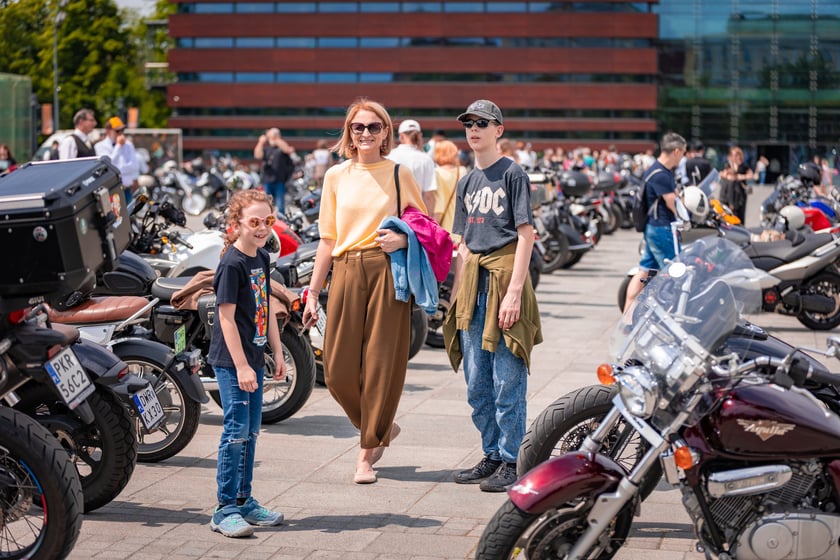Distinguished Gentleman's Ride - stylowe i klasyczne motocykle przejechały przez Wrocław - 1 czerwca 2025 r.