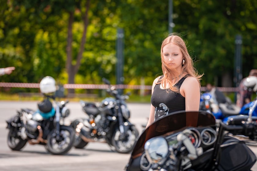 Distinguished Gentleman's Ride - stylowe i klasyczne motocykle przejechały przez Wrocław - 1 czerwca 2025 r.