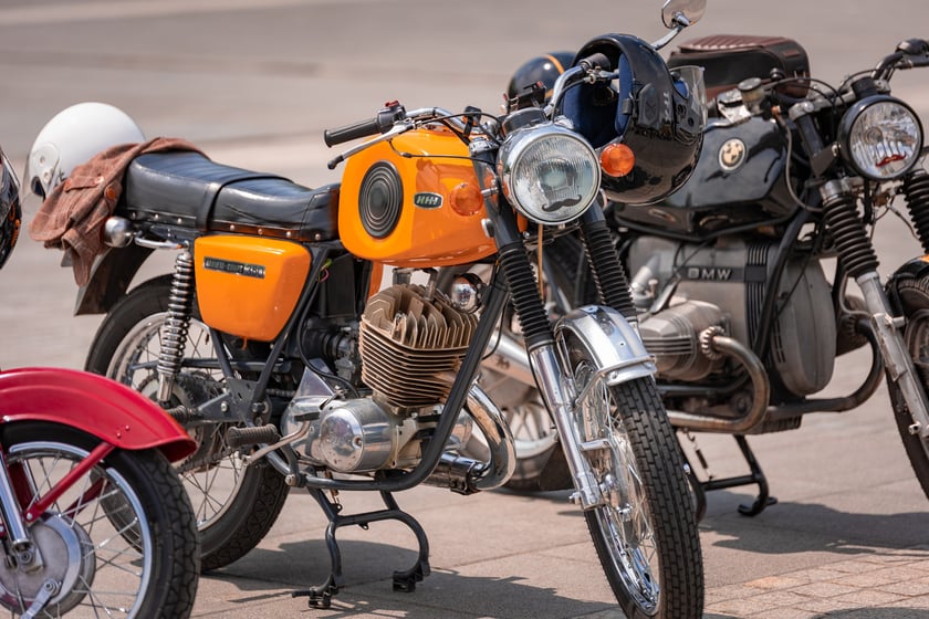 Distinguished Gentleman's Ride - stylowe i klasyczne motocykle przejechały przez Wrocław - 1 czerwca 2025 r.