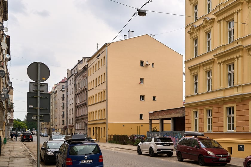 Kamienica Prądzyńskiego 20 po remoncie (czerwiec 2025)