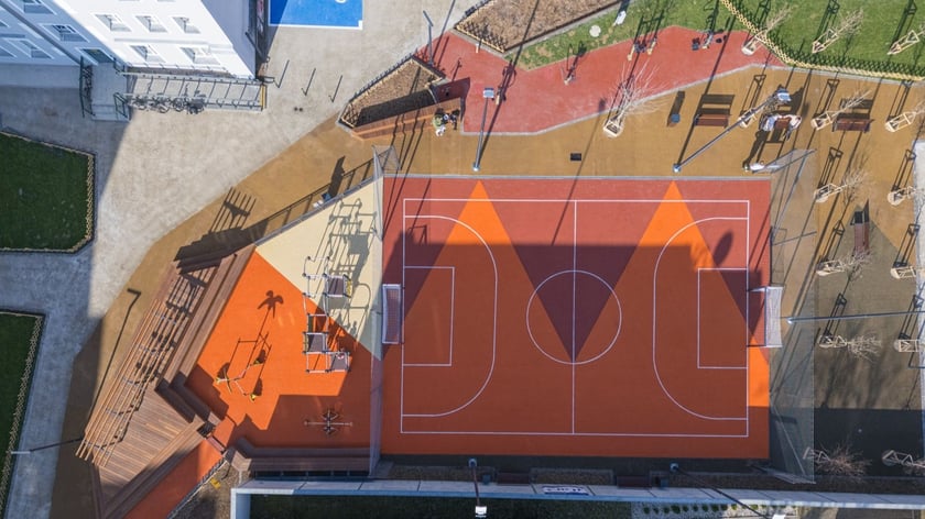 Wyremontowana część podw&oacute;rka im. Wszystkich Mieszkańc&oacute;w&nbsp;