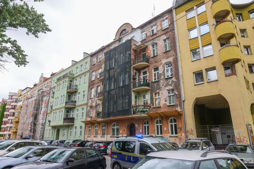 Budynki i spotkanie na Ołbinie, Rozbrat 16