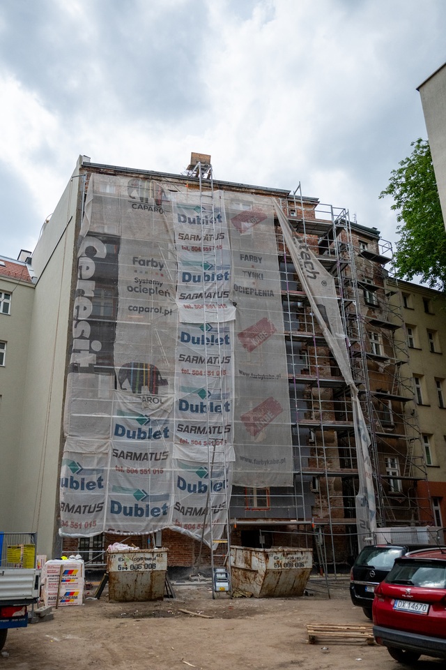Kamienice przy Kurkowej w remoncie, czerwiec 2025