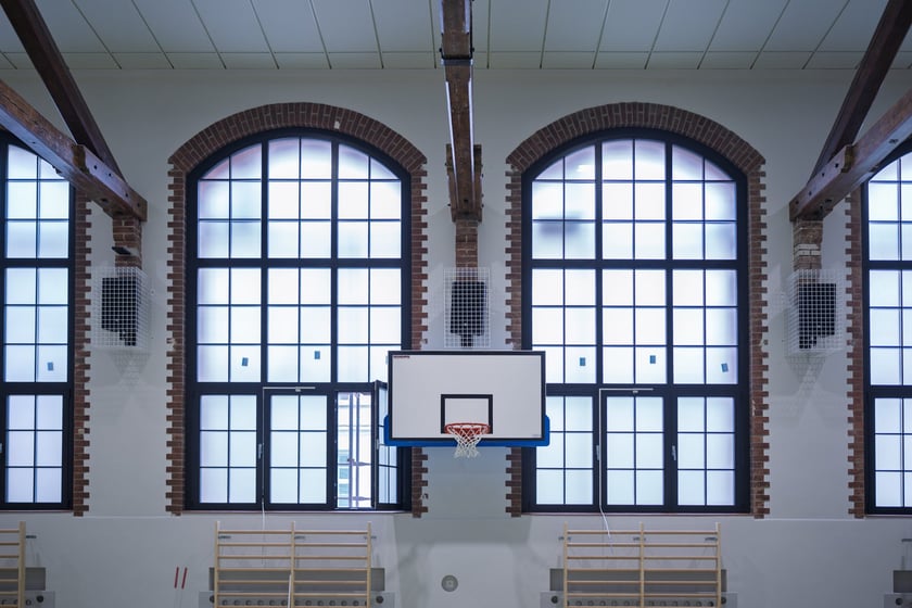 Zespół Szkół Ekonomiczno-Administracyjnych przy ul. Worcella