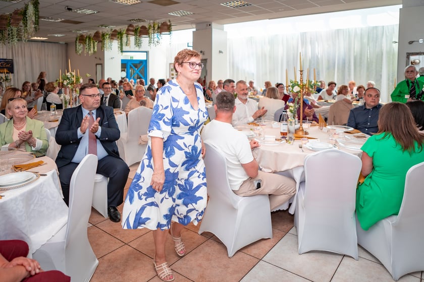 Centrum Handlowe Astra przy Horbaczewskiego świętuje 40-lecie. W niedzielę 22 czerwca 2025 r. uhonorowano pracowników i klientów.