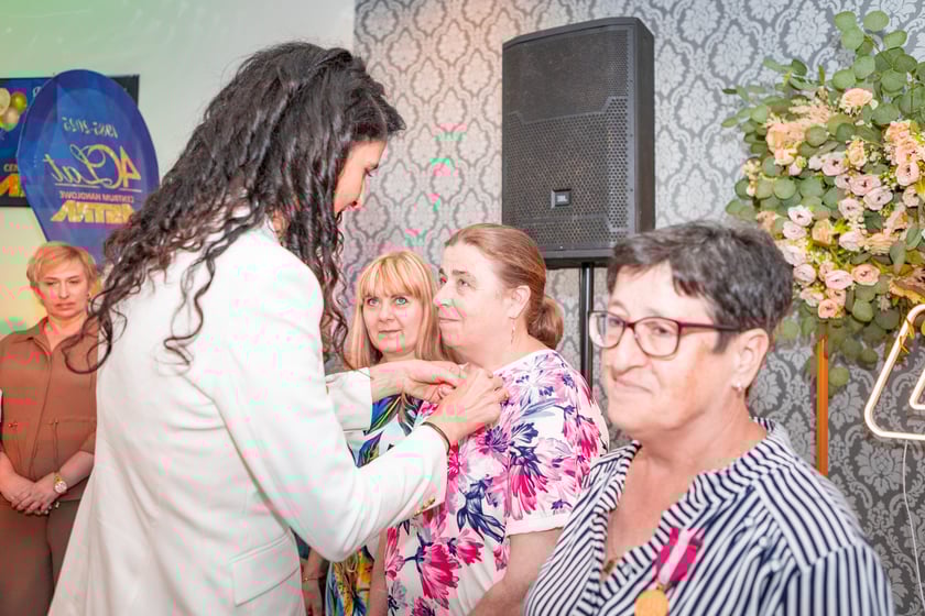 Centrum Handlowe Astra przy Horbaczewskiego świętuje 40-lecie. W niedzielę 22 czerwca 2025 r. uhonorowano pracowników i klientów.