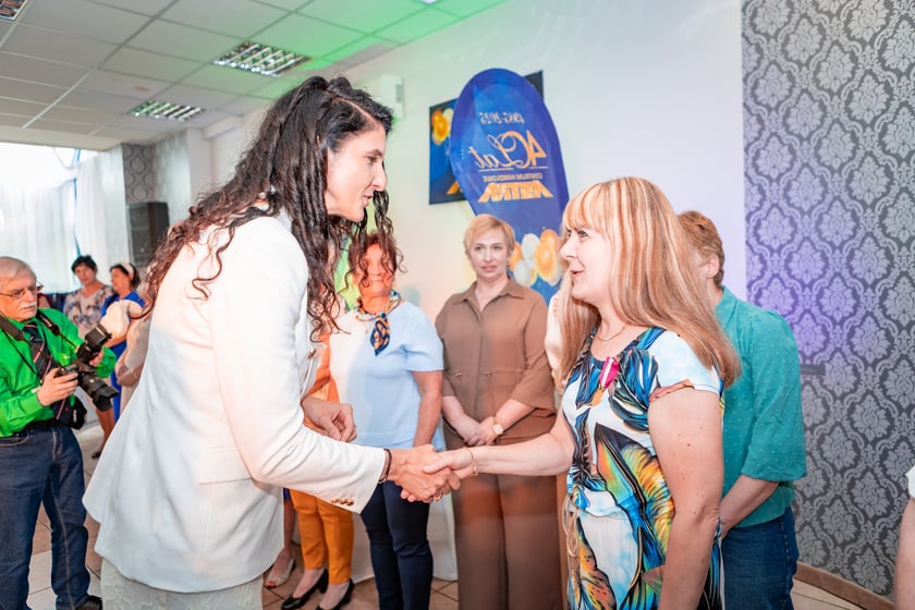 Centrum Handlowe Astra przy Horbaczewskiego świętuje 40-lecie. W niedzielę 22 czerwca 2025 r. uhonorowano pracowników i klientów.