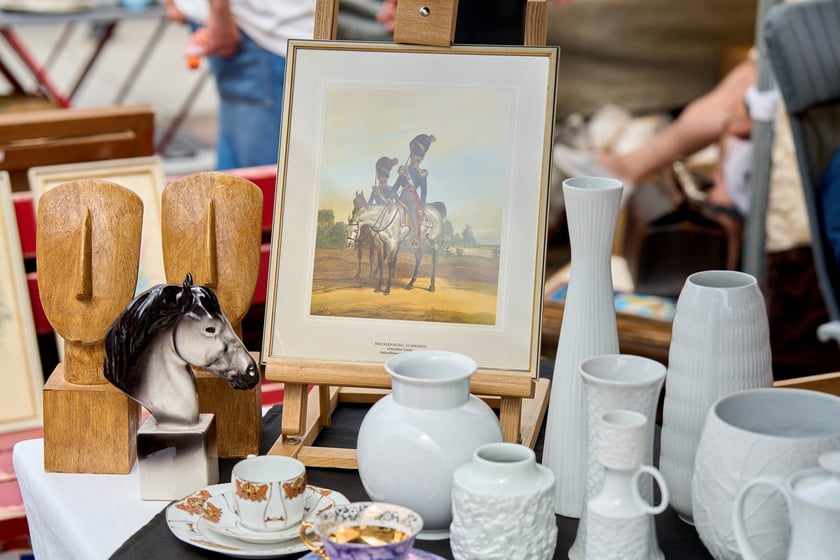 Giełda staroci przy katedrze św. Marii Magdaleny - 26.06.2025