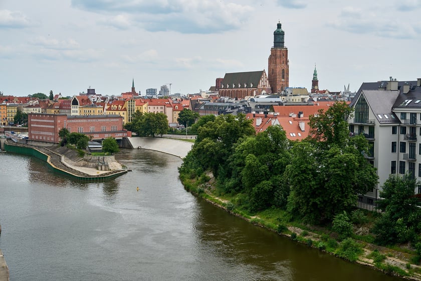 Panorama Wrocławia z Krupa Gallery znajdującej się na 8. piętrze budynku przy Księcia Witolda